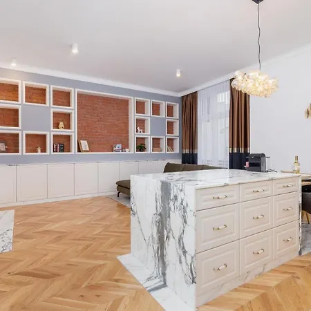 Apartament Krakusa With Air-conditioning And Balcony By Renters Prestige Apartman Krakkó