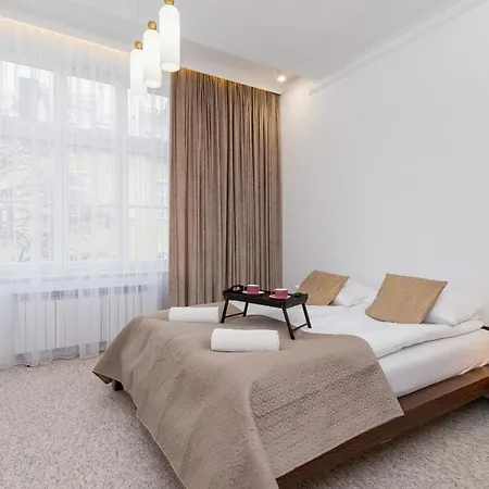 Apartament Krakusa With Air-conditioning And Balcony By Renters Prestige Apartman Krakkó